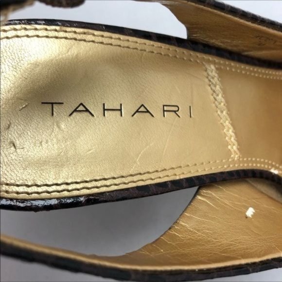 TAHARI Robin 1 Brown Snakeskin Slingback Heels. Peep toe in a size 7 - Picture 6 of 8
